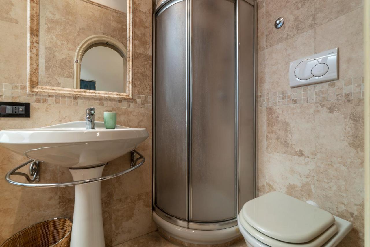 Piazza Di Spagna Elegant Apartment Rome Exterior photo
